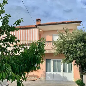 Marina Barbat na Rabu